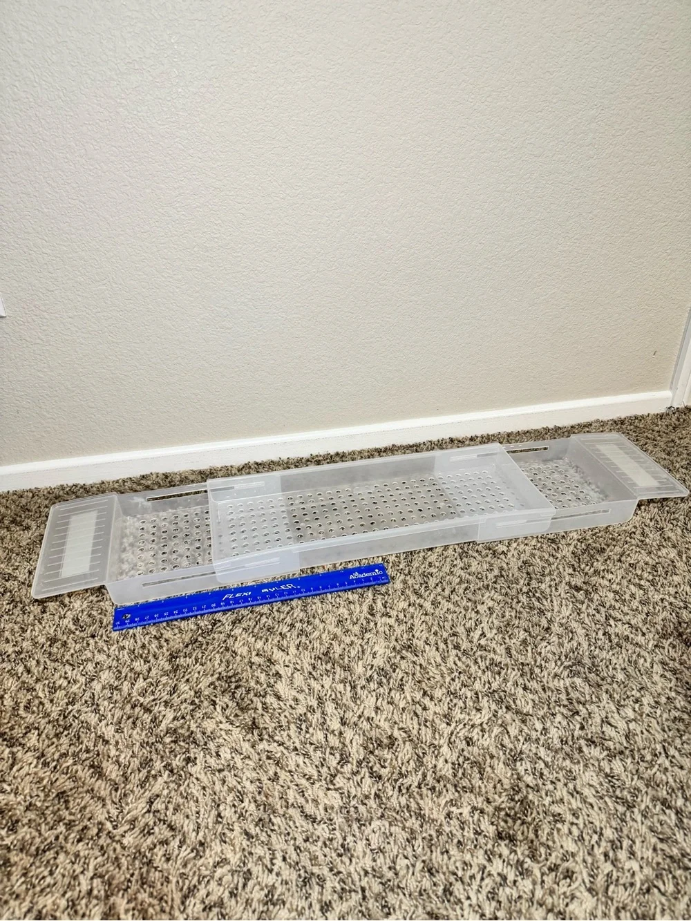 NWOT Clear Plastic Bath Caddy Tray